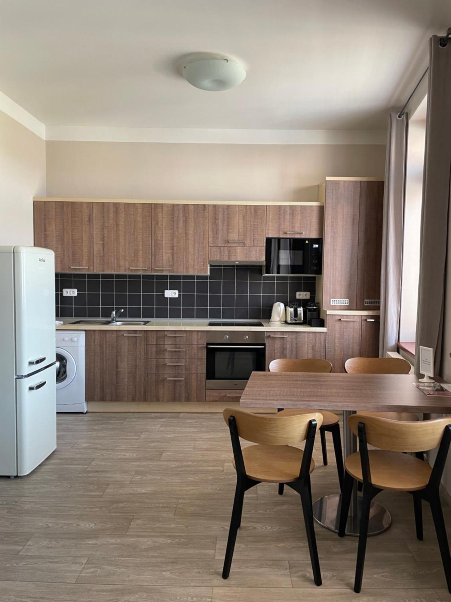 Penzion Apartmany Resident Poděbrady Εξωτερικό φωτογραφία