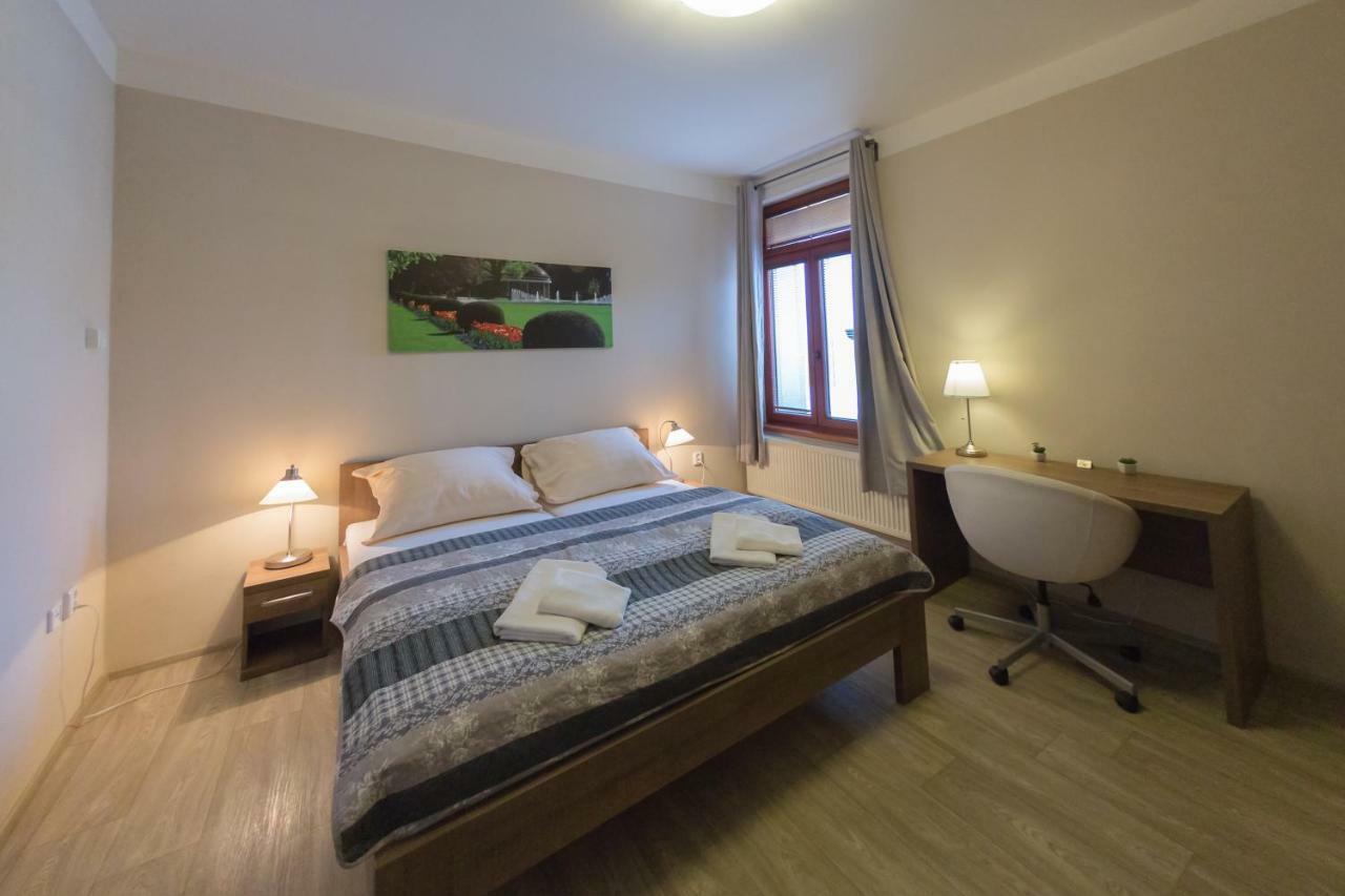 Penzion Apartmany Resident Poděbrady Εξωτερικό φωτογραφία